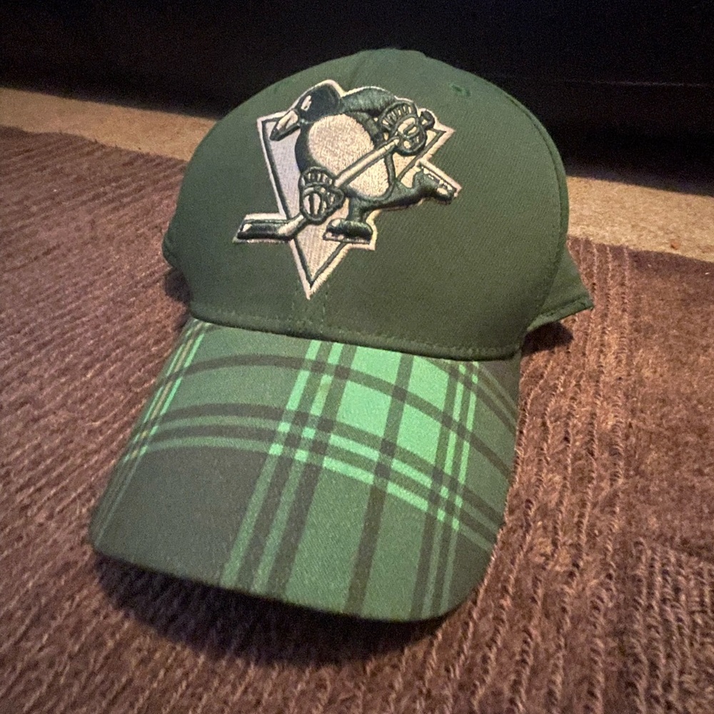 Pittsburgh Penguins St Patrick’s Day Green Hat Dad